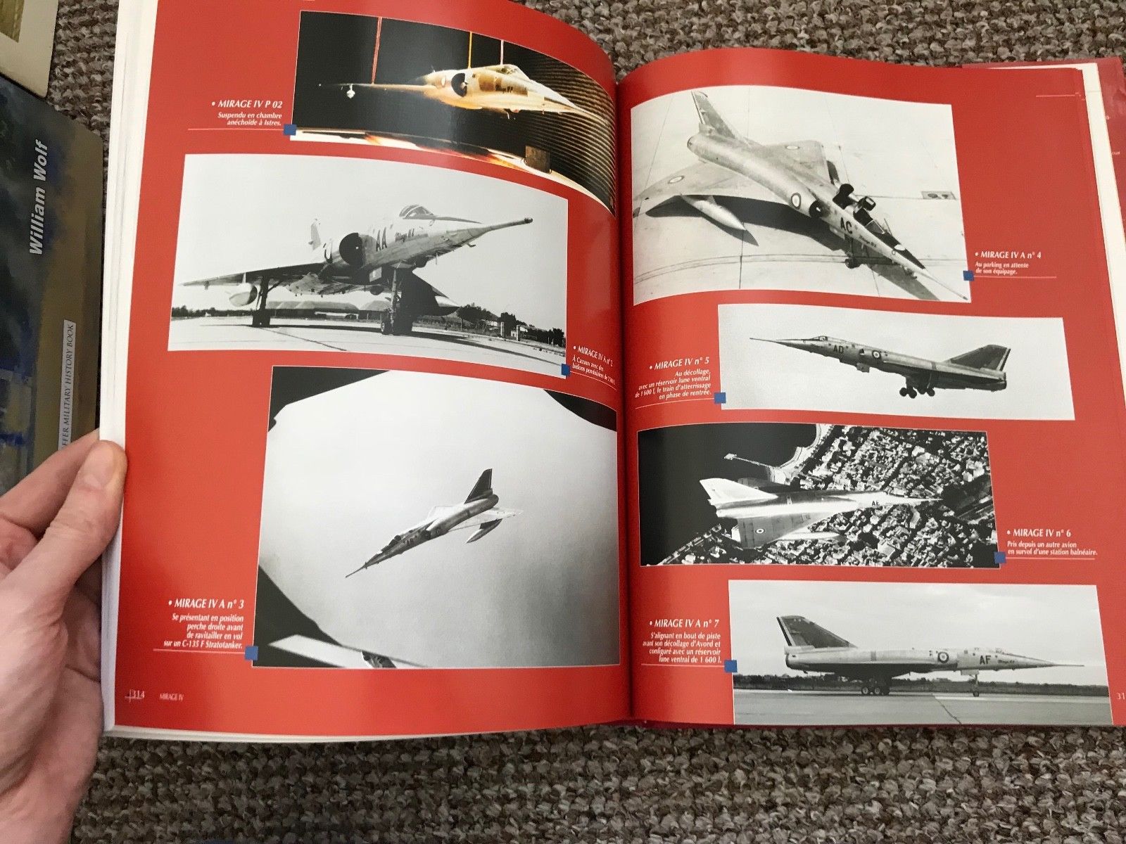 Jet & Prop by FalkeEins Docavia Mirage IV Le bombardier strategique