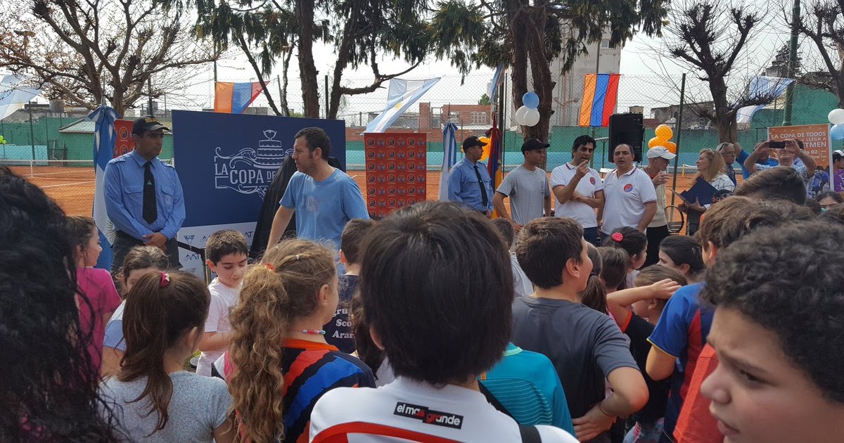 La ensaladera de plata de la copa Davis estuvo en la UGA de Villa