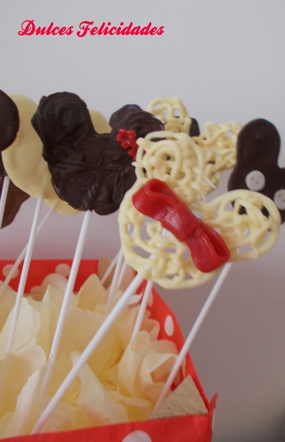 Piruletas de chocolate de Mickey Mouse