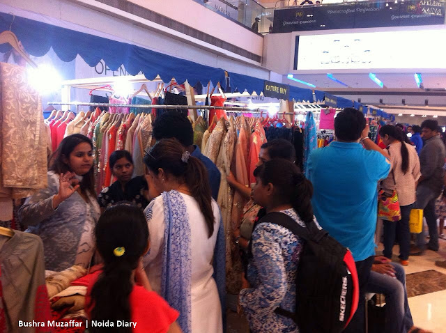 Noida Diary: People Shopping at The Kraft Festival in Noida Noida Diary: People Shopping at The Kraft Festival in Noida