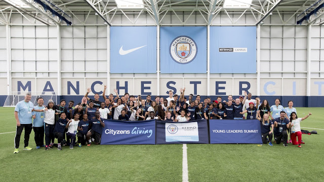 MANCHESTER CITY AND ETIHAD AIRWAYS TEAM UP TO EMPOWER YOUNG COMMUNITY FOOTBALL LEADERS IN KOLKATA MANCHESTER CITY AND ETIHAD AIRWAYS TEAM UP TO EMPOWER YOUNG COMMUNITY FOOTBALL LEADERS IN KOLKATA