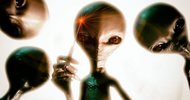 ¿Permite EE.UU. que abduzcan humanos a cambio de tecnología extraterrestre? los grises los grises ¿Permite EE.UU. que abduzcan humanos a cambio de tecnología extraterrestre?