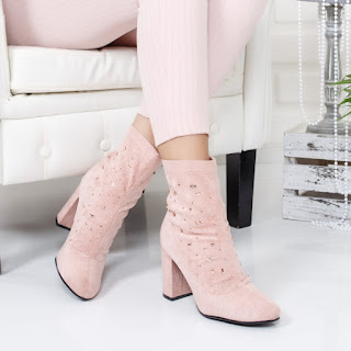 Botine Aldomi roz cu toc gros din piele intoarsa Botine Aldomi roz cu toc gros din piele intoarsa