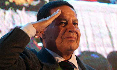 General Mourão um vice trapalhão General Mourão um vice trapalhão