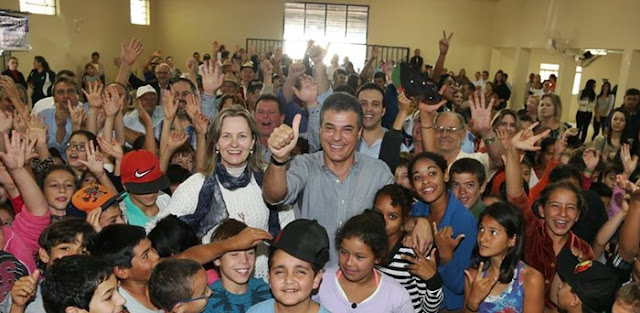 Em Manoel Ribas, Beto Richa anuncia quase R$ 10 milhões em investimentos