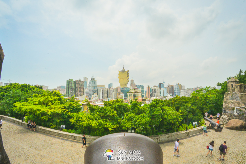 Cannon pointing at Grand Lisboa The beautiful view you get to see after you've reached the top of the Fortress