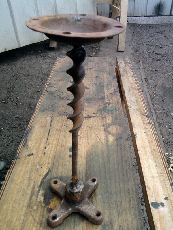 Artesanias en Fierro con Madera: Candelabros