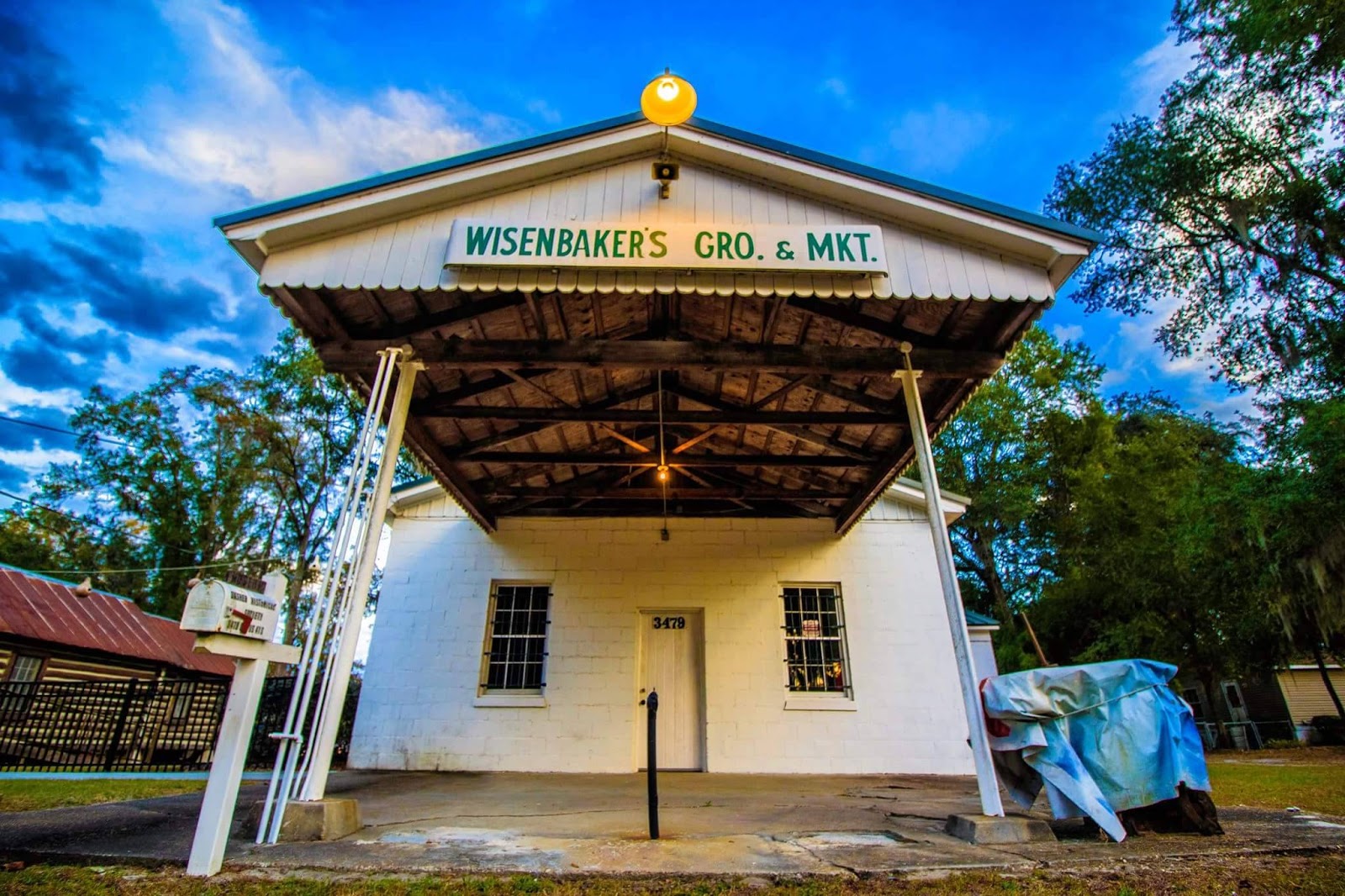 Wisenbaker's Grocery & Market in Dasher