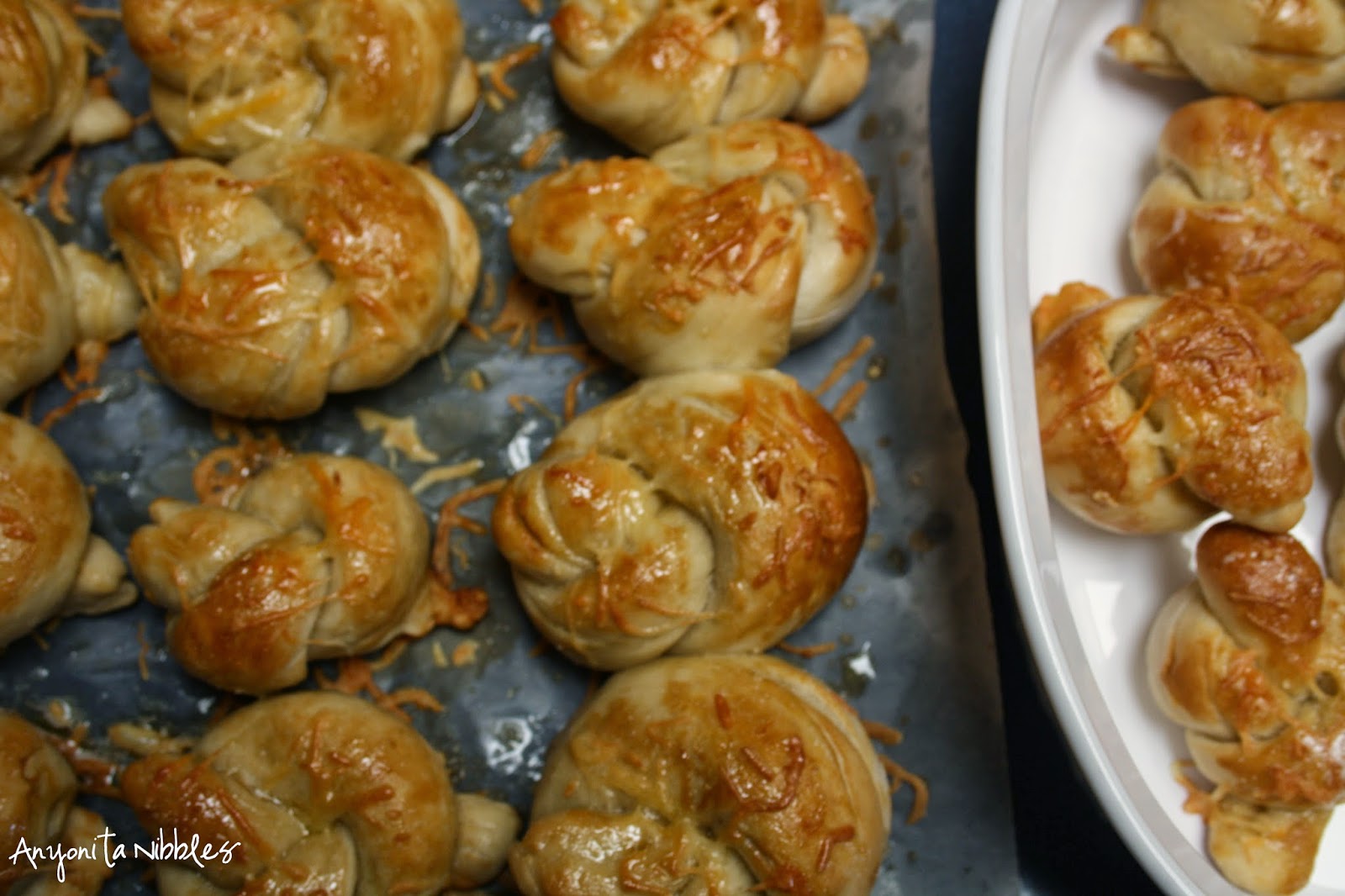 Soft Pretzel Knots with Cheese and Honey Butter ready to eat from www.anyonita-nibbles.com