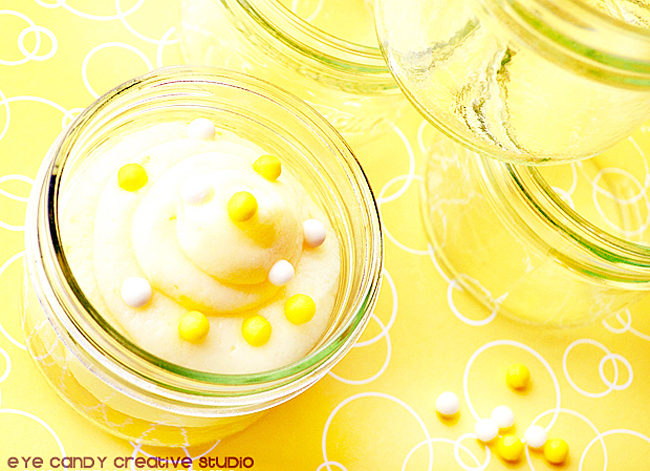 lemons, spring dessert idea, food in a jar, lemon cupcakes, lemon frosting