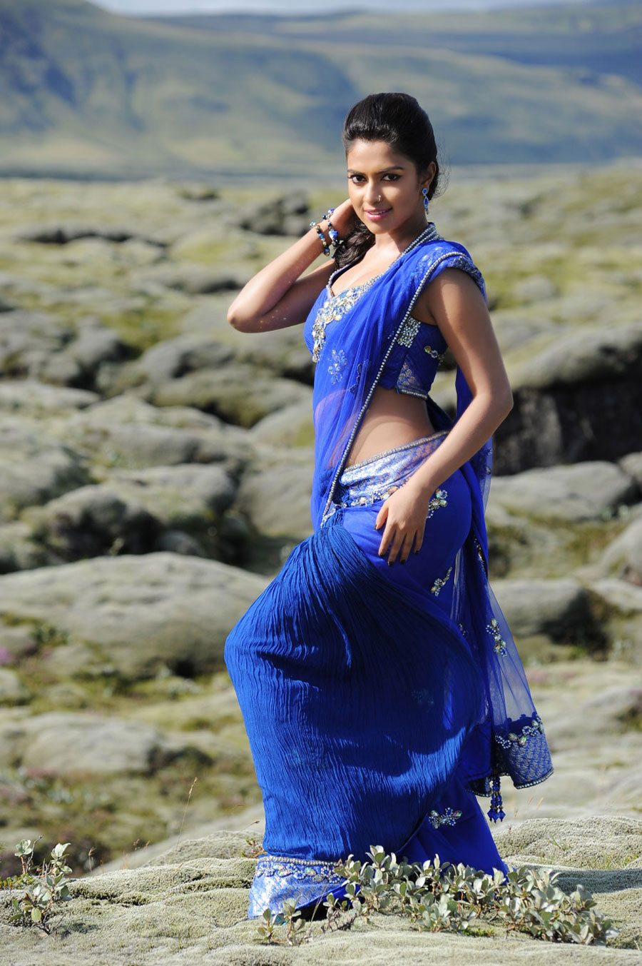 Amala Paul Latest Hot Photos In Naayak Movie Naked Xxx Pictures