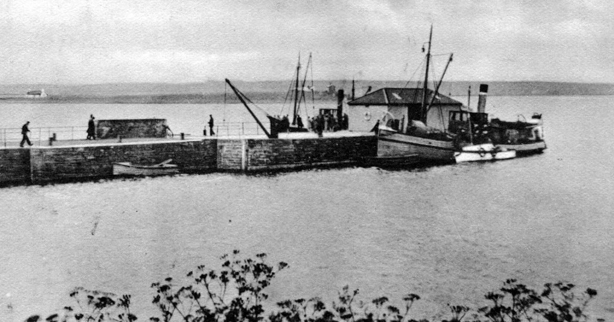 Tour Scotland Old Travel Blog Photograph Pier Longhope Orkney Islands