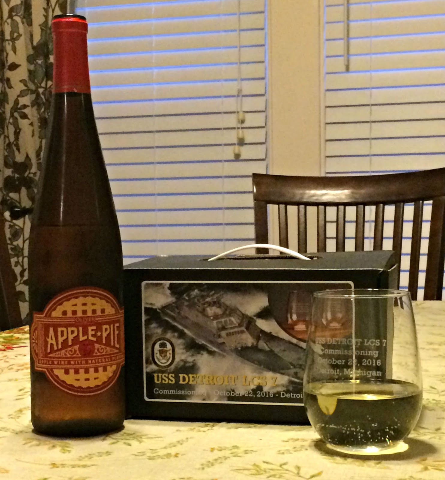 A GEEK DADDY Apple Pie Wine from Oliver Winery & Vineyards