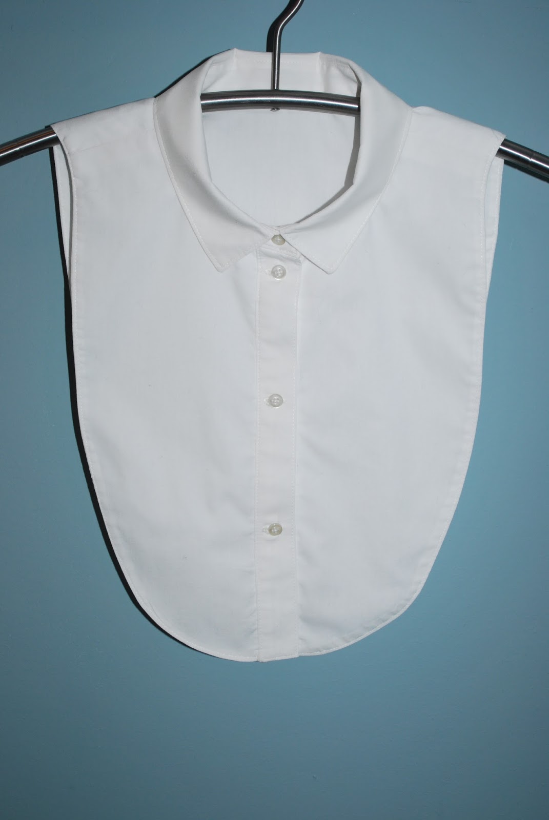 Foxgloves and thimbles Finished faux collar