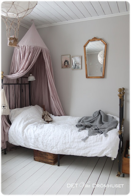 Det vita drömhuset: barnrum ~ children´s room