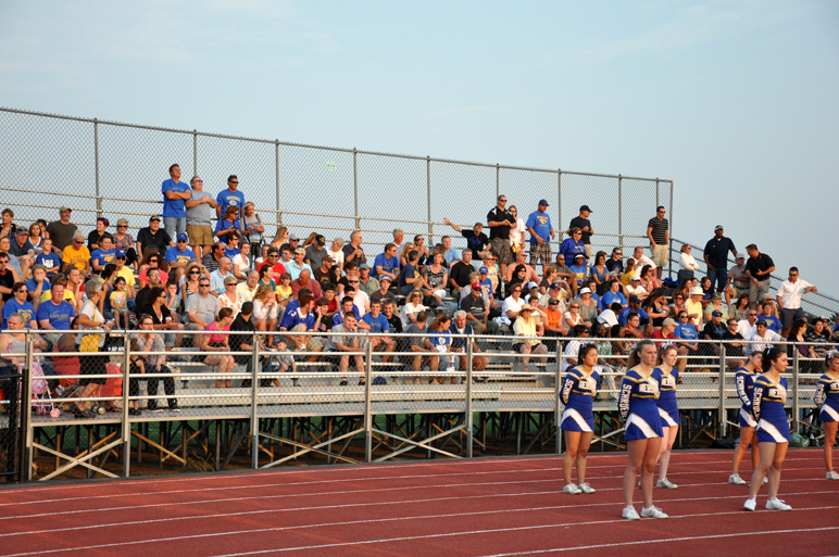 ster Schroeder Varsity Football Photos GatesChili (Lost 1412)