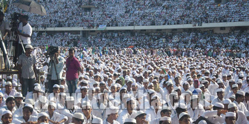 കേരളയാത്രയില്‍ നേതാക്കള്‍; മുസ്ലീം ലീഗില്‍ വിവാദം