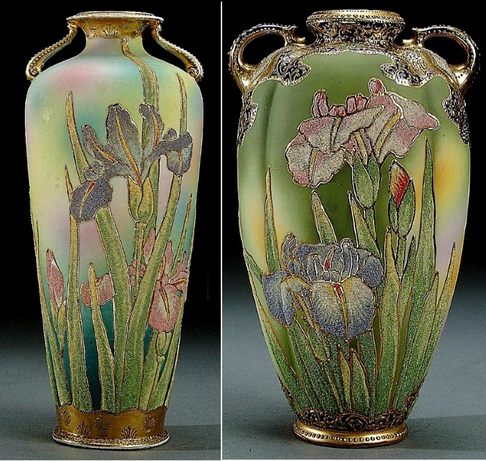 MATIN LUMINEUX Vases anciens aux Iris