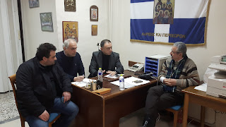 συνάντηση του Δ.Σ με το Βουλευτή Χρ.Κέλλα για τις μεταγραφές πολυτέκνων 1 %25CF%2583%25CF%2585%25CE%25BC%25CE%25B2%25CE%25BF%25CF%258D%25CE%25BB%25CE%25B9%25CE%25BF%2B%25CE%25BC%25CE%25B5%2B%25CE%259A%25CE%25AD%25CE%25BB%25CE%25BB%25CE%25B1