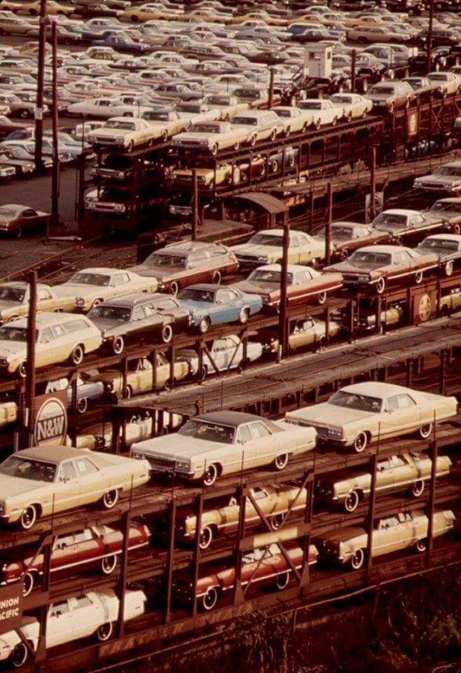 Towns and Nature Detroit, MI Chrysler's Jefferson North Assembly Plant