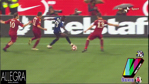 로마의 레전드 토티 클라스.gif