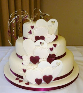 Tortas de bodas decoradas con corazones