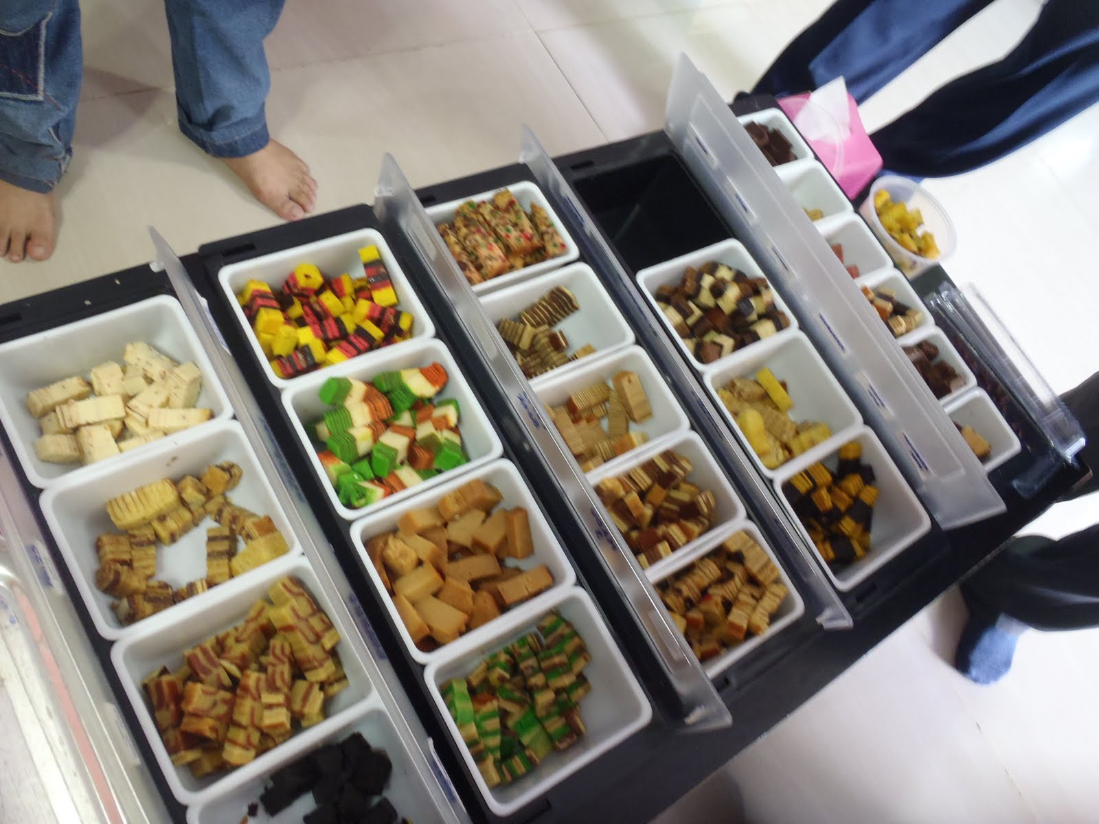 me + myself: things to eat at kuching sarawak!