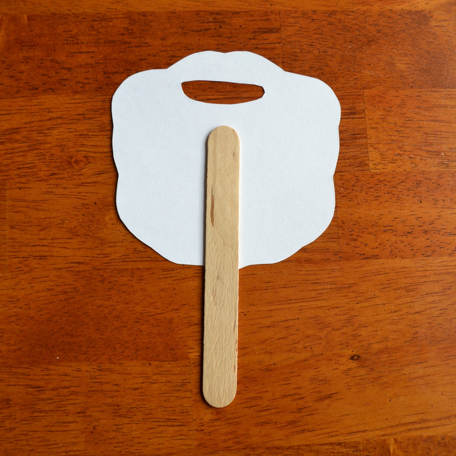 East Coast Mommy Santa Beard Preschooler Craft