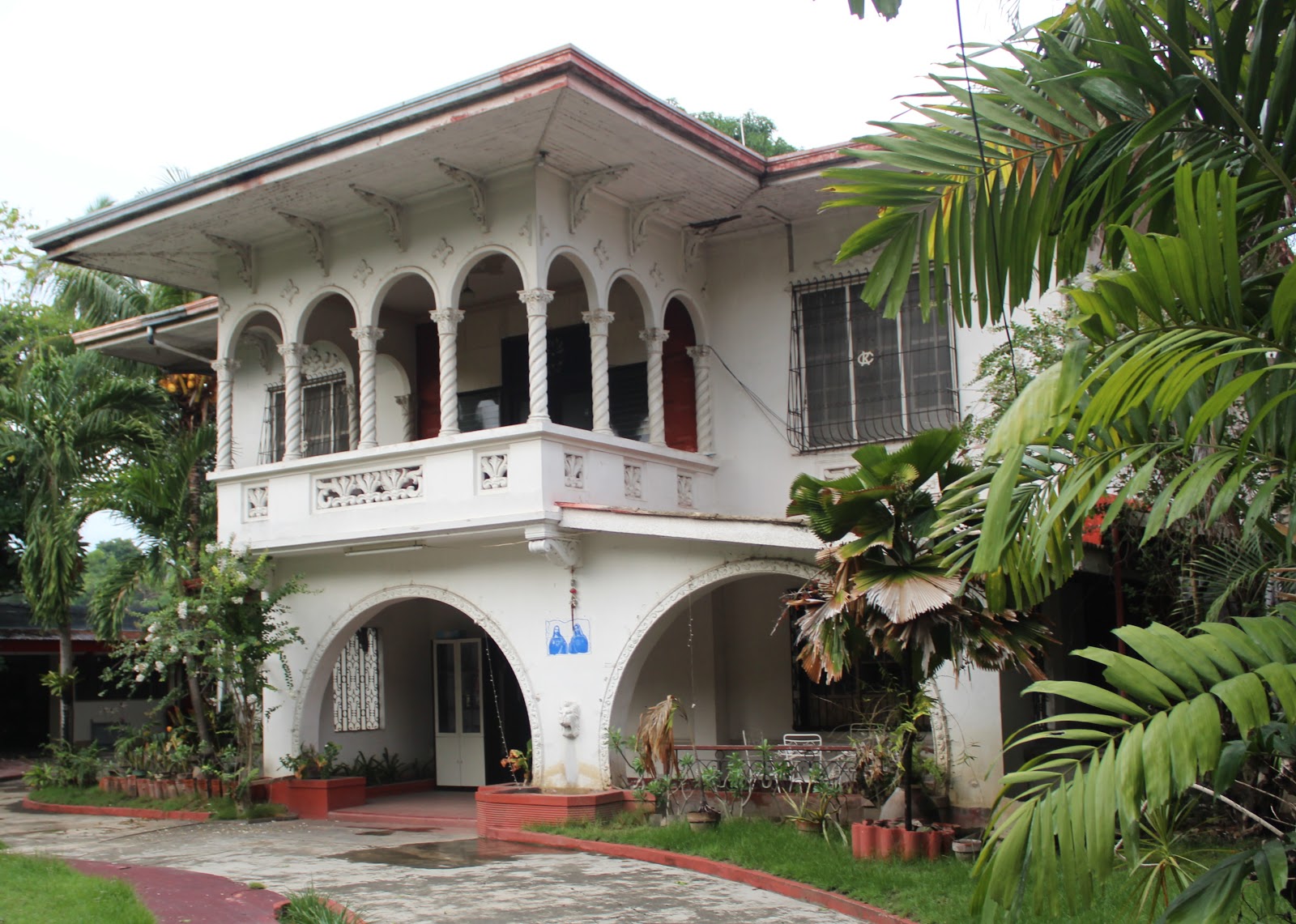 LEXICAL CROWN STOP OVER IN CAMILING TOWN OF TARLAC