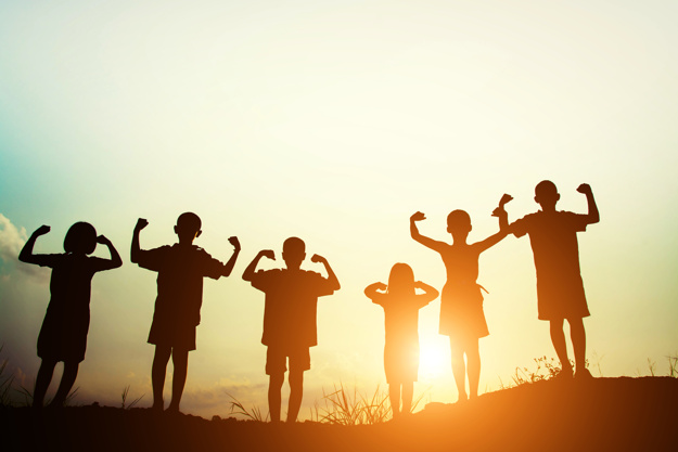 4 Permainan Anak Jaman Dulu yang Tak Lekang Waktu - Living Cikarang