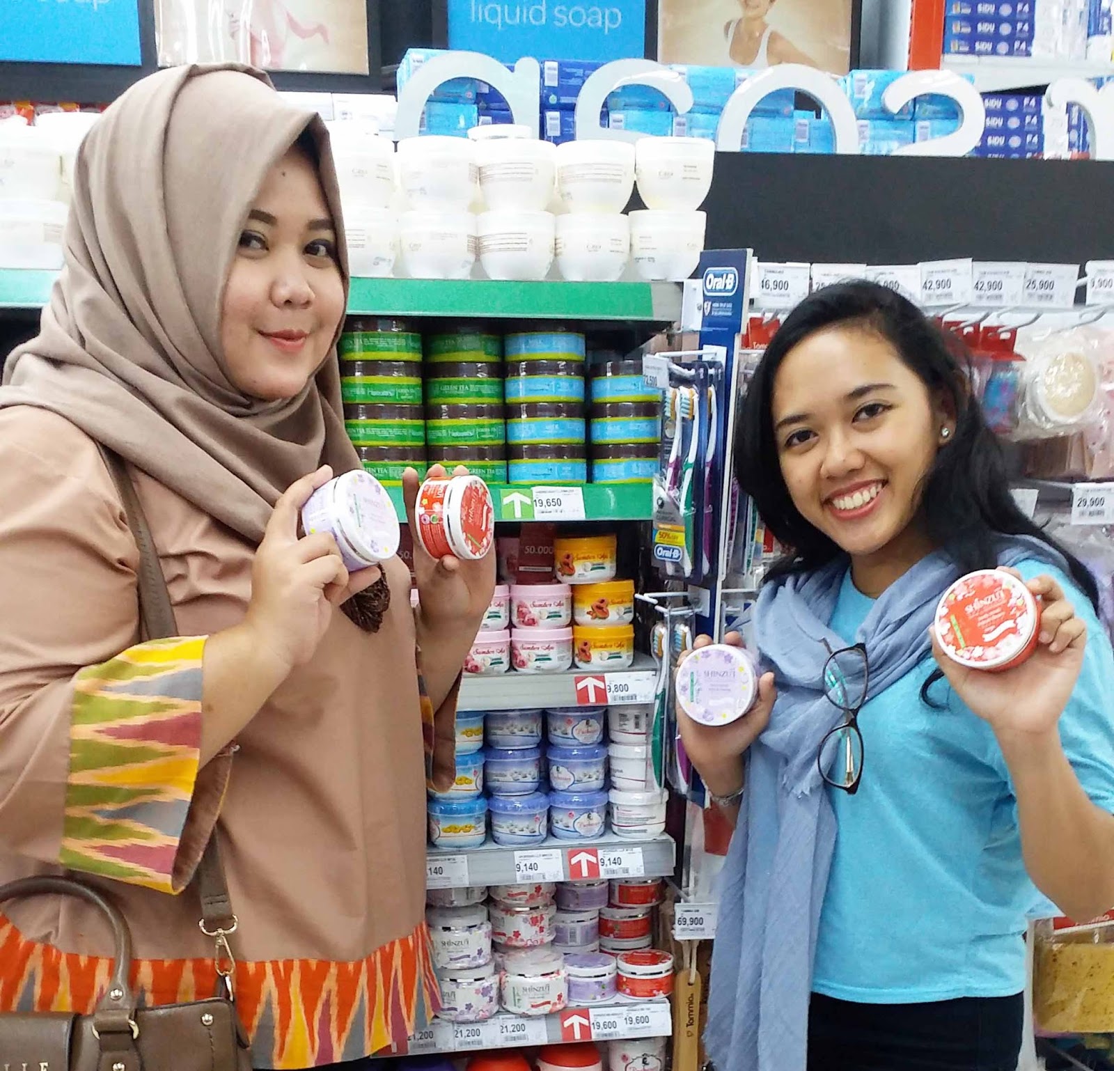 Rainbowdorable By Auzola Indonesian Beauty Blogger Review Shinzu I Ume Body Scrub Adzuki Beans Iseiya Keiko