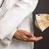 65χρονος γιατρός  Δημόσιου Νοσοκομείου της ζήτησε 400 ευρώ  για χειρουργική επέμβαση