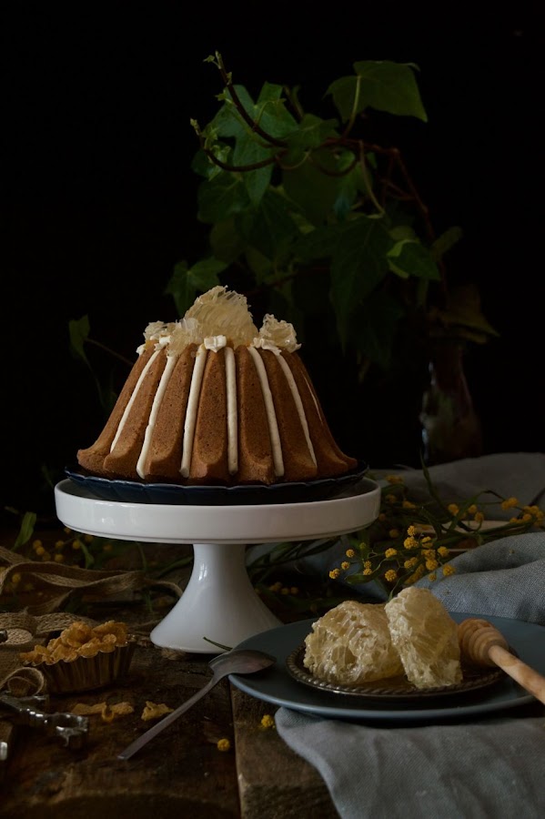 Bundt cake de cereales con miel
