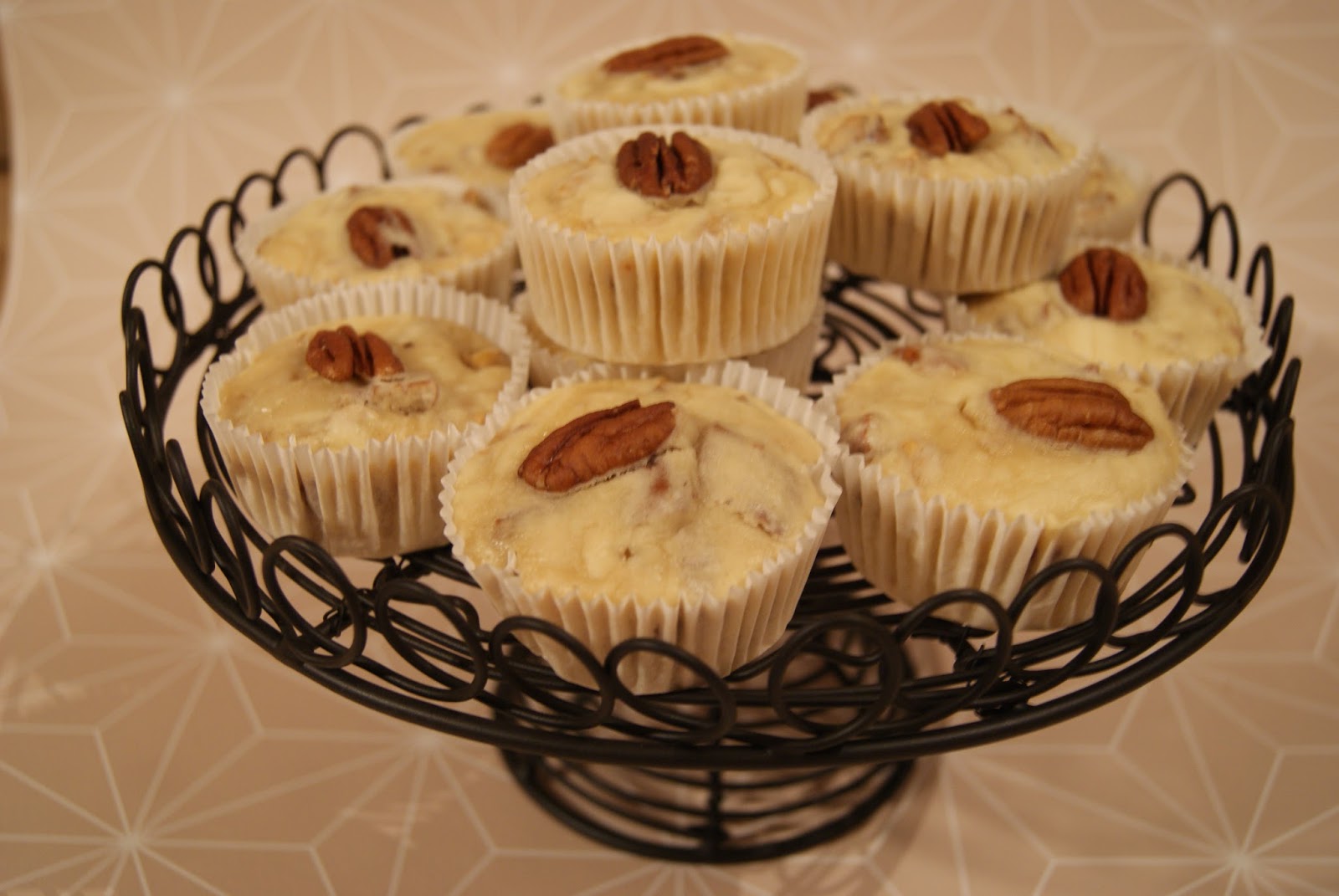 biscuit and buttercream: Ahornsirup-Pekannuss-Muffins