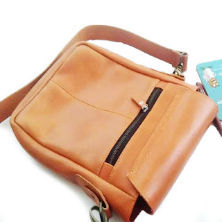 Tas Pria Kulit Asli