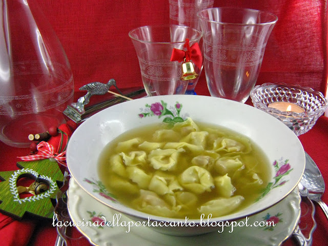 cappelletti in brodo di cappone 