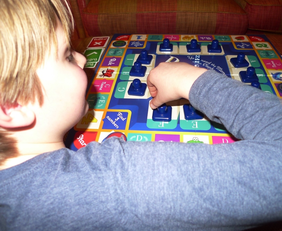 Family Games Night Playing Quirky & Baffled with Our Tweens (REVIEW)