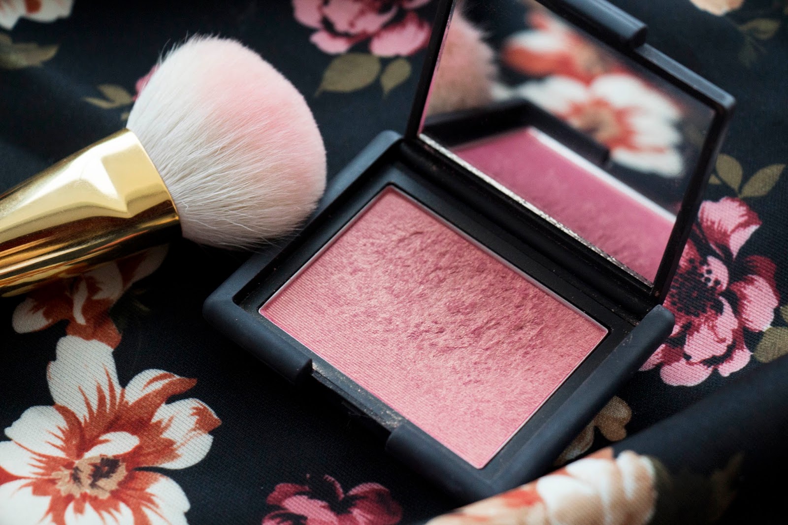 NARS Orgasm Blush - Beauty in simplicity