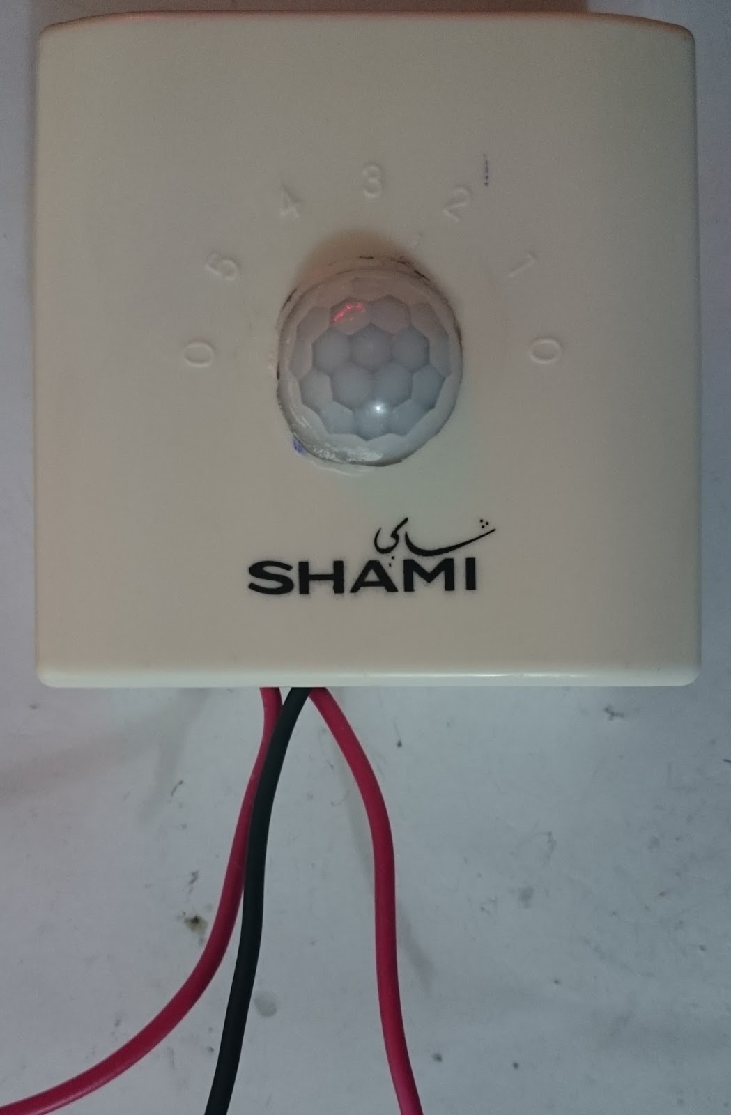 Simplest 220v motion light switch ~ Simple Projects