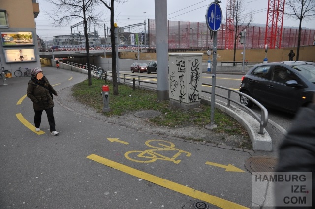 Anna Dello Russo Schaufensterdeko Im H M Zurich Justibeauty