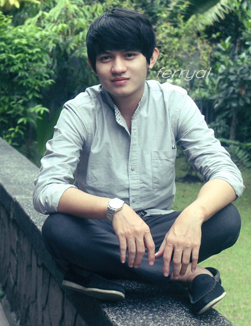 Foto Cowok Ganteng Indonesia / Gambar Gambar Model Rambut Pendek Pria