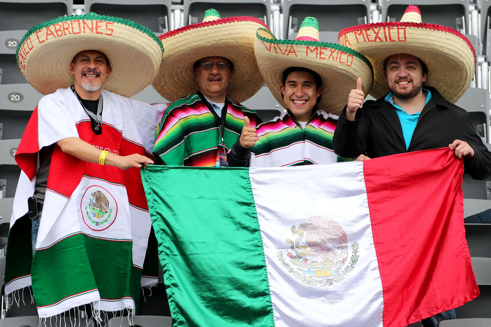 2015 mexico GP: race in high resolution images.