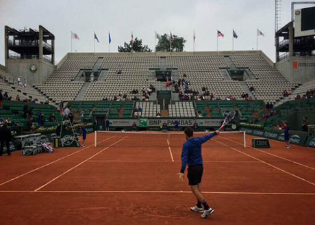 Roland Garros ngay 12: Serena thang tien vao ban ket - Anh 2