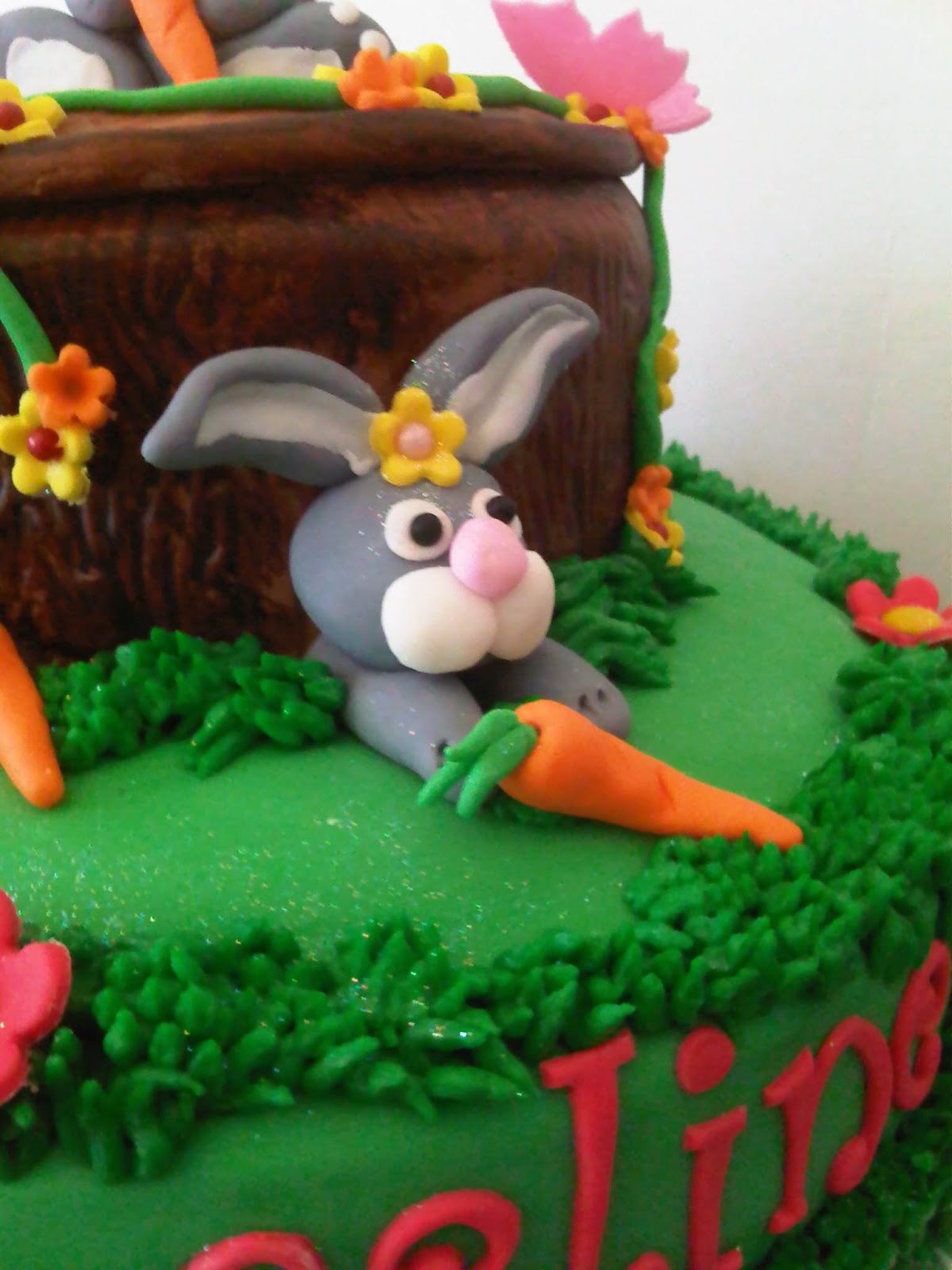 Iced Rabbit Cake Welcome to Just Iced: Rabbit cake!