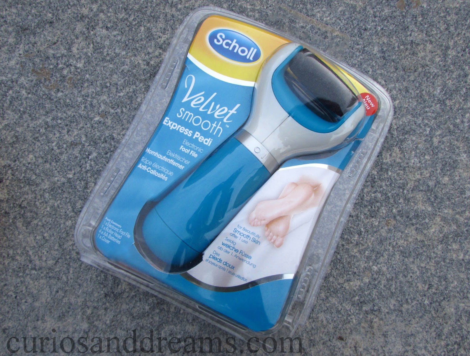 plus Spelen met middag Scholl Velvet Smooth Express Pedi Electronic Foot File : Review & Effects -  Curios and Dreams - Indian Skincare and Beauty