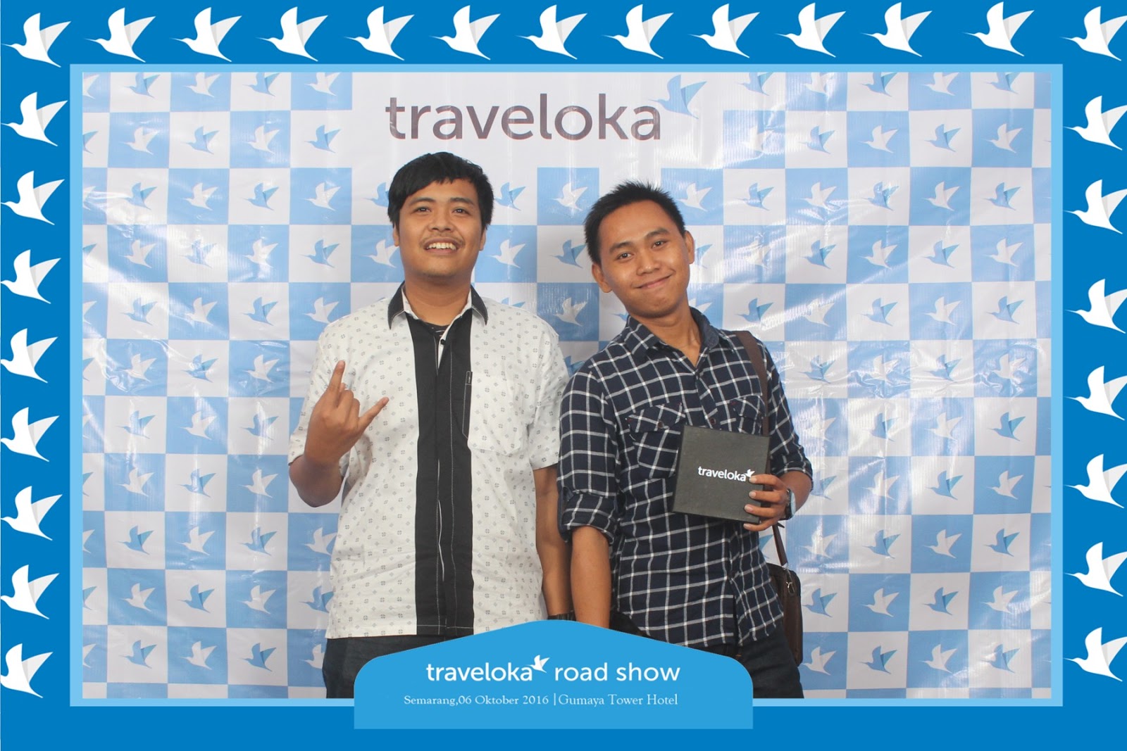 +0856-4020-3369 ; Jasa Photobooth Semarang ~Traveloka Roadshow~