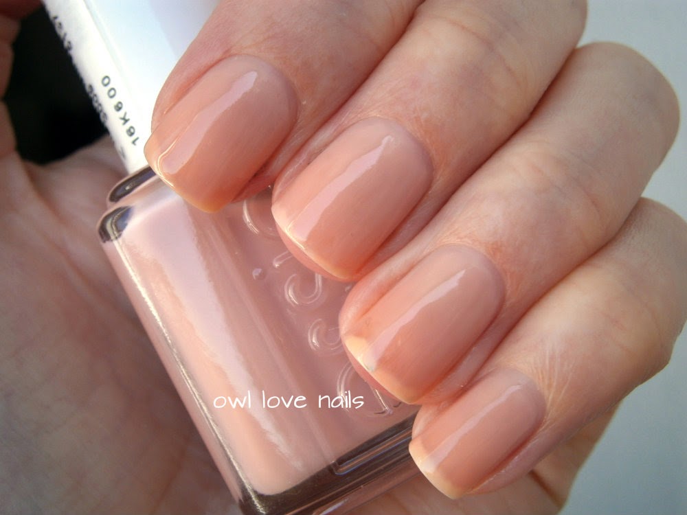 Polishes OPI from By: The Wedding and Best Essie Nail Flutter