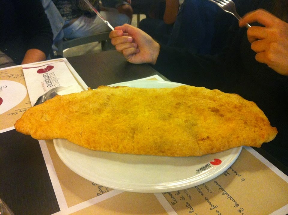 CHIODO SC(HI)ACCIA CHIODO Pizza e prosecco