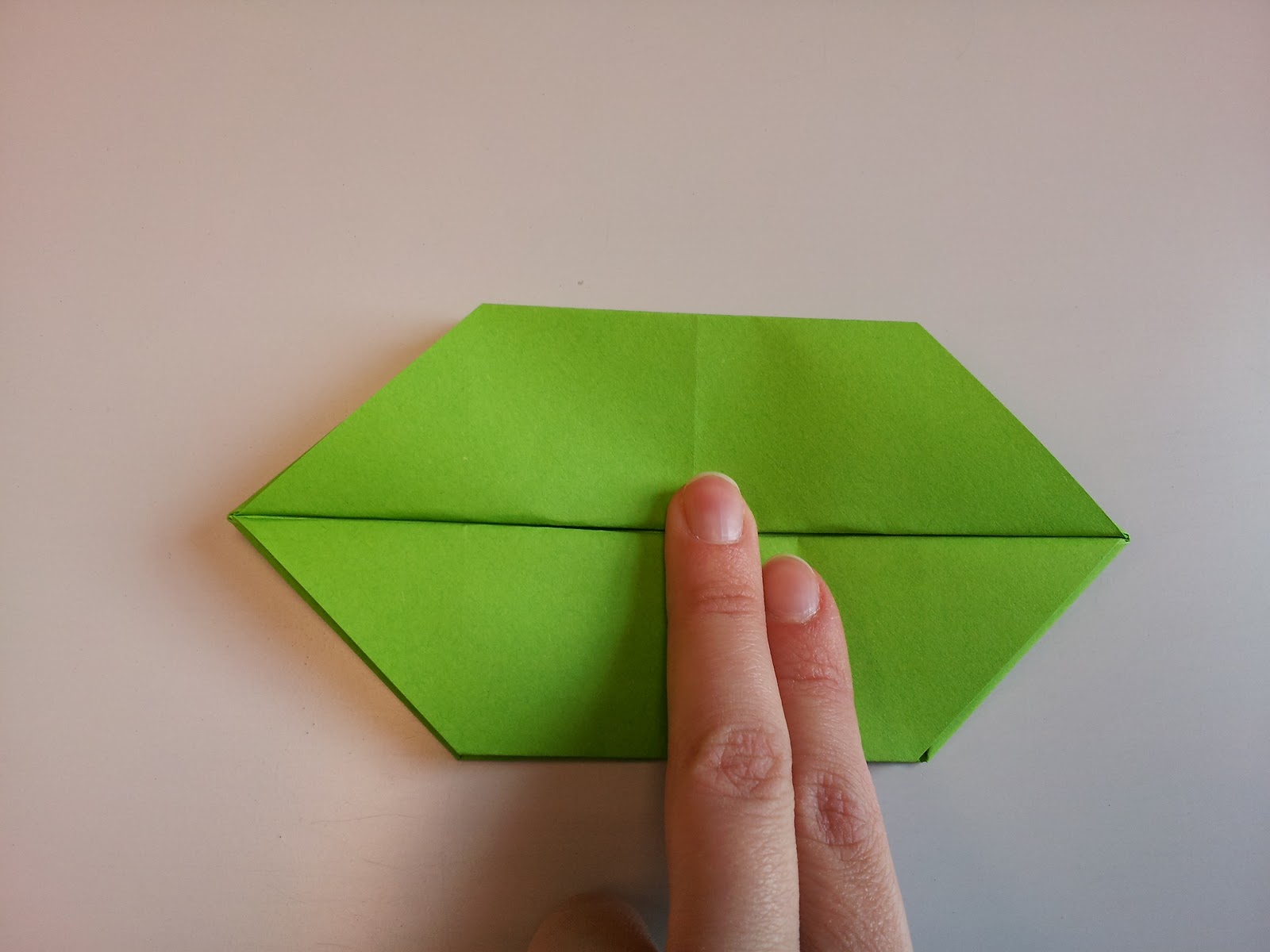 Paper Moon: How to Make an Origami Box