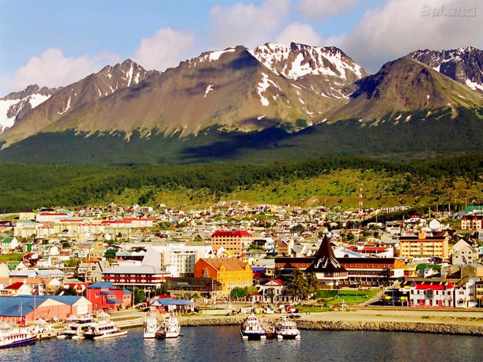 Ushuaia the World’s Southernmost City Found in Argentina Snow